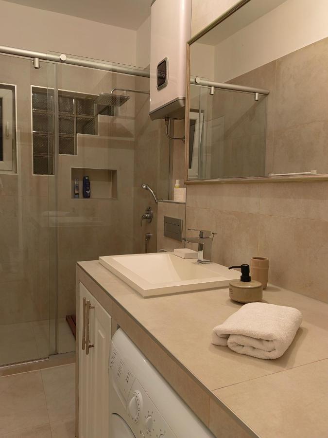 Apartma Sara